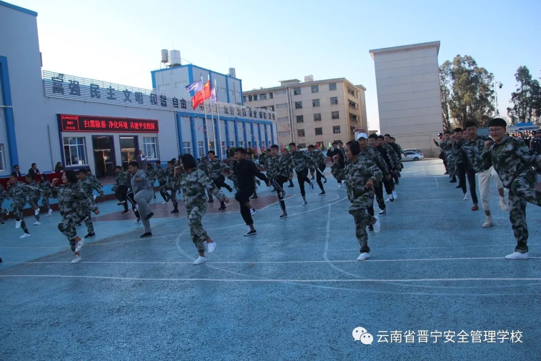 4.webp.jpg 4.webp.jpg